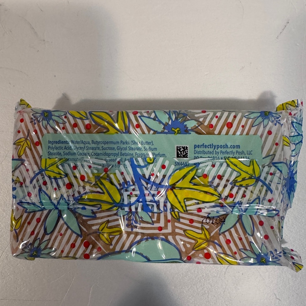 Perfectly Posh~Absolute PassionFruit~Snarky Bar~ New and Sealed - Picture 2 of 4